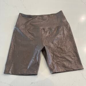 Beyond Yoga Viper Biker Shorts in Mocha Viper Size Large‎